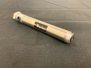 Parker 0.56DSR0.5 Stainless DOUBLE ACTING Air Cyl NEW - 9/16" Bore, 1/2" Stroke - Picture 1 of 5