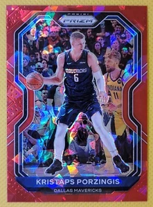 Panini Prizm 2020-21 Red Ice Prizm Kristaps Porzingis #18 Dallas Mavericks - Imagen 1 de 2