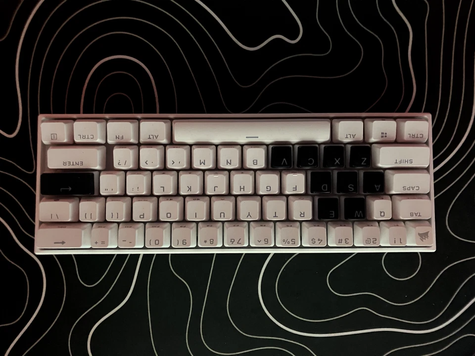 k65 rgb mini 60 mechanical gaming keyboard - Image 1 of 1