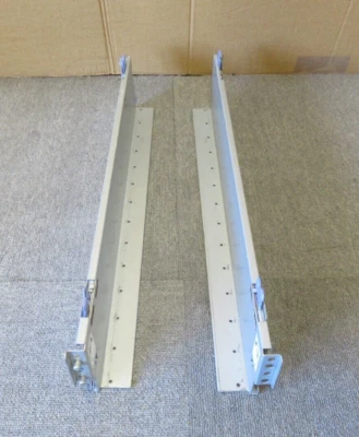 IBM 40K6417 40K6422 BladeCentre Left And Right Rackmount Rail Kit - Image 1 of 4