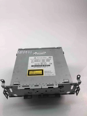 MERCEDES-BENZ C W204 Musik-Player mit GPS A2049069701 2010 26860852 - Bild 1 von 4