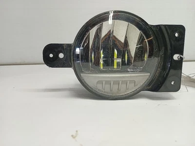 Driver Left Fog Light from 2021 Jeep Wrangler 11908285 - Image 1 of 3