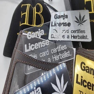 wallet insert wallet joke gifts engraved personalised hemp license christmas - Picture 1 of 5