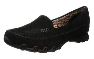 skechers bikers pedestrian