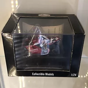 Vitesse 1:24 Carl Fogarty Ducati Performance 916 SP 1998 TWR99042 con pilota #2 - Foto 1 di 13