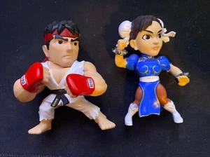 ryu and chun li die cast figures METAL Street Fighter Figures. OUT OF BOX - Picture 1 of 2
