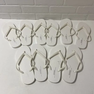 NEW - Lot of 7 Old Navy Woman’s Classic Flip Flops White/White Size 7 - Picture 1 of 4