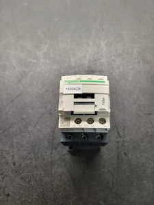 Schneider IEC/EN60947-4-1 w/LC1D18BD. - Picture 1 of 4