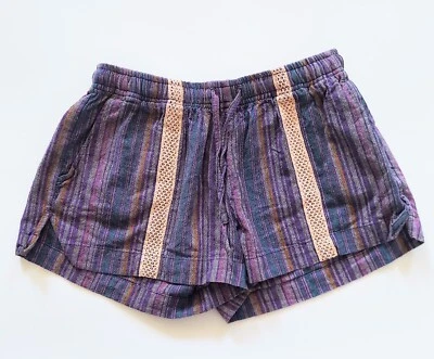Earthbound Trading Co Size Large Pull On Drawstring Shorts Pocket Striped - Image 1 of 4