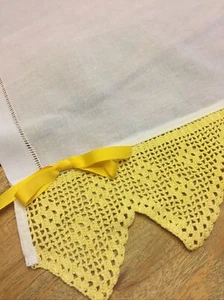 Tenda lino poliestere pizzo giallo fatto ad uncinetto a mano h da personalizzare - Foto 1 di 9