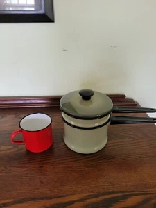 Vintage - Enamelware Avocado Green Double Boiler and Red Mug - Picture 1 of 6