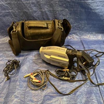 Panasonic PV-L354D VHS-C Camcorder See Description - Image 1 of 4