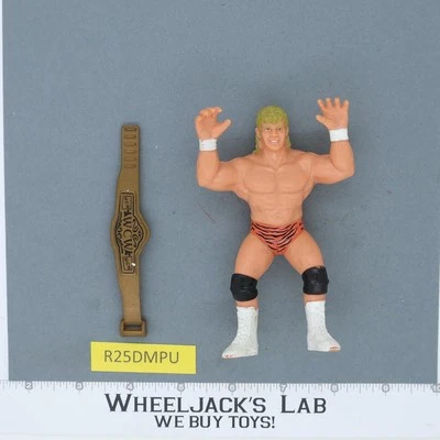 Flyin' Brian Pillman con cinturón de campeonato de lucha libre WCW 1990 Galoob de colección Foto 1 de 2