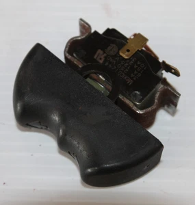 Gruppo interruttore chiave a percussione DeWalt OEM 610552-00SV DW059 FUNZIONANTE - Foto 1 di 2