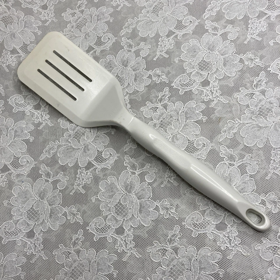 Vollrath Nylon Plastic 14” Spatula Turner Flipper 52841 - Image 1 of 4