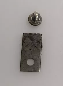 FISHER 400 QUADRANTE TUNING VETRO Clip e Vite di Contenimento - Foto 1 di 2