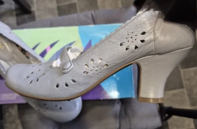 NEW Lilac Heels by HOTTER Size 7 Wide Fit Comfort - Image 1 of 3