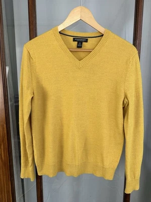 Suéter Banana Republic Para Hombre Cuello en V 100% Lana Merino Extra Fina Amarillo Talla M Foto 1 de 4