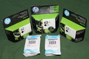Lotto 4 inchiostri originali HP 62XL, 3 neri e 1 tricolore, 1 62 tricolore, scadenza 2026 - Foto 1 di 2