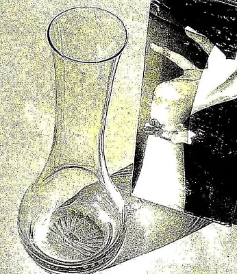 Flower Bud Vase Bormioli Rocco 9in    - Image 1 of 3