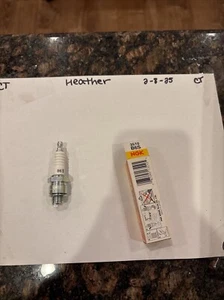 B6S 3510 NGK Nickel Spark Plug - Picture 1 of 3