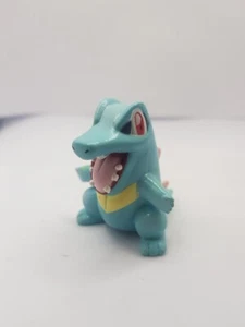 Totodile TOMY Pokemon Figure CGTSJ Nintendo - Bild 1 von 4
