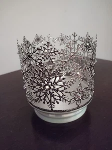Bath & Body Works Metal Snowflake 3 Wick Candle Holder Ceramic Iridescent Base - Picture 1 of 5