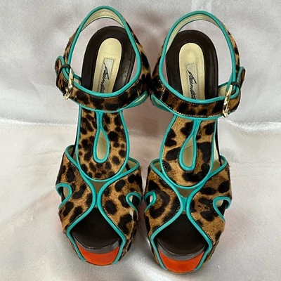 Tacones plataforma pelo pony leopardo Brian Atwood ribete turquesa talla 40 Foto 1 de 4
