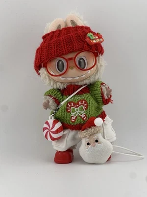 Roupa de Natal Labubu Papai Noel ❤️ Cachecol 💚 Chapéu (sem boneca) - Imagem 1 de 4