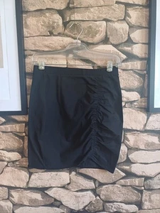 NEU  ❤️ H&M Divided Kurzer ROCK Gr. M MINI Schwarz GERAFFT STRETCH ❤️ - Bild 1 von 4