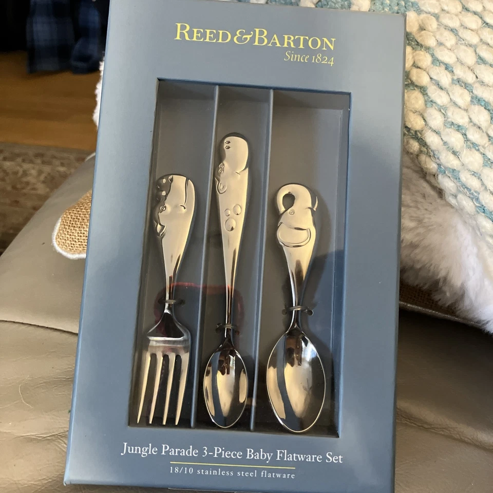 NUEVO Juego de 3 cubiertos para niños pequeños Reed & Barton Jungle Parade bebé Foto 1 de 4