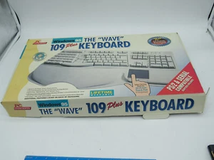 PC Concepts Windows 95 The Wave 109 Plus Keyboard Vintage Retro Tech - Picture 1 of 2