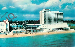 Picture Postcard> Florida, Miami Beach, the Konover Hotel - Picture 1 of 2