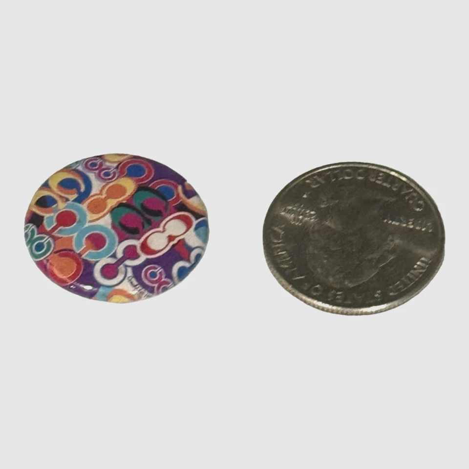 Broches prendedores Coach vintage esmaltados multicolores firma pop impresos muy raros Foto 1 de 2