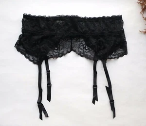 Women Sexy Garter 4 Suspenders Belt embroidery Mesh&Lace Four Breasted Black M-L - Picture 1 of 7