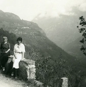 Switzerland Val Verzasca towards Mergoscia view Possemiers Stereoview Photo 1900 - Picture 1 of 3
