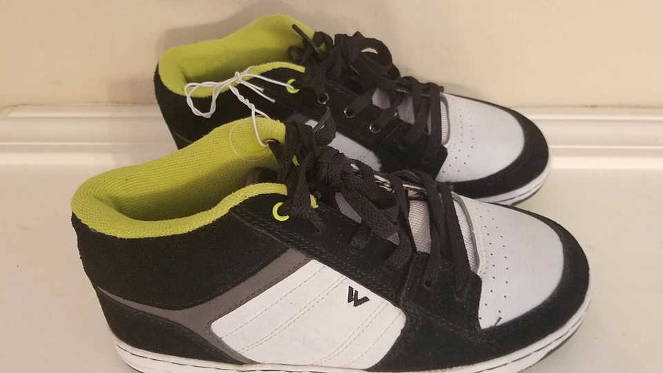 SHAUN WHITE Boys Sz 4 Black Lime Green White Sneakers Tennis Shoes * NWOT - Image 1 of 4