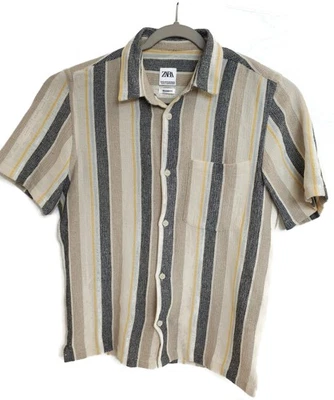 Camisa Zara Para Hombre Mediana Beige Rayas Manga Corta Abotonada Calce Relajado Texturizada Foto 1 de 4