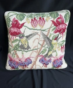 VTG Needlepoint Wool Fuchsia Hummingbird Pillow 13”Square Green Velvet Back EUC - Picture 1 of 7