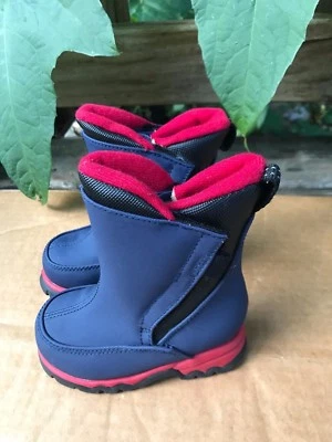 Botas de nieve Lands End para niños pequeños AZUL CON ROJO talla 5M Foto 1 de 4