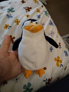 TY Beanie Baby RICO Penguin Penguins of Madagascar Movie Beanie 2010 No Tag - Picture 1 of 4