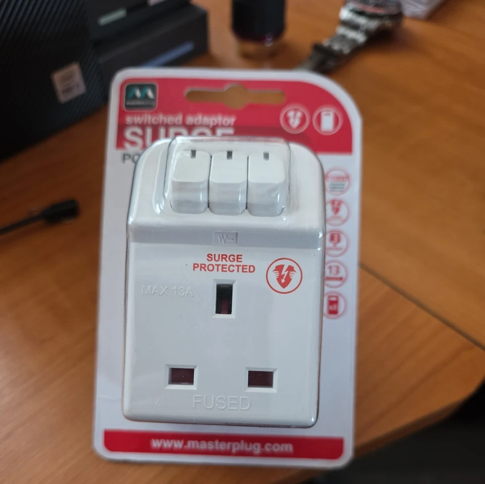 Masterplug MSWRG3 3 Way Socket Surge Protected Adaptor - White - Image 1 of 1