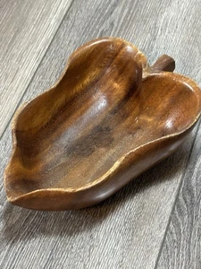 Cuenco de hojas de madera Monkey Pod vintage hecho en Hawai - Imagen 1 de 9