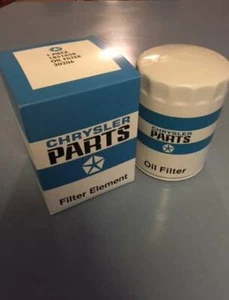 NUEVO 1964-1971 Dodge o Plymouth cuerpo en C azul y blanco filtro de aceite motor Mopar - Imagen 1 de 2