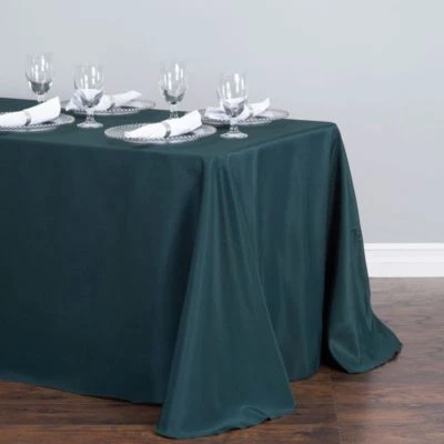 1/10 Pcs 90 x 132 in. Polyester Rectangular Tablecloth for 6 ft Table, Wedding - Image 1 of 4