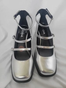 Soda Damenschuhe Maryjane Größe 8 silbermetallic verspiegelt klobiger Absatz Party - Bild 1 von 19