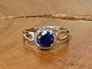 Women's Wedding Engagement Ring Lab Created Sapphire 925 Sterling Silver round - Picture 1 of 2