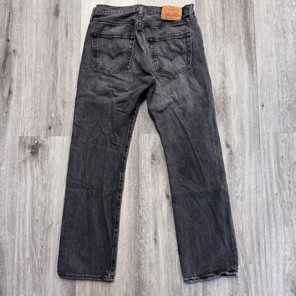 Pantalones de mezclilla originales vintage Levi’s 501 XX negros con botones talla 31x30 Foto 1 de 4