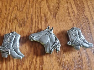 3 botas de caballo vintage con cubiertas de botones occidentales de peltre tema occidental - Imagen 1 de 3