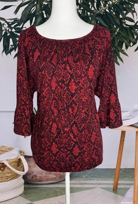 Blusa grande Michael Kors piel de serpiente estampado de reptil manga campana Foto 1 de 3